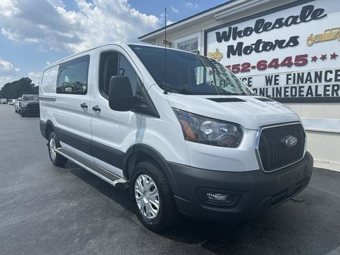 Used 2025 Ford Transit 250 Low Roof w/ Exterior Upgrade Package RWD image 7