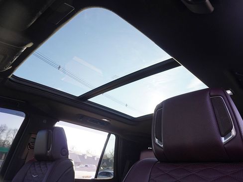 Used 2025 Cadillac Escalade Premium Luxury w/ LPO, Floor Liner Package image 29