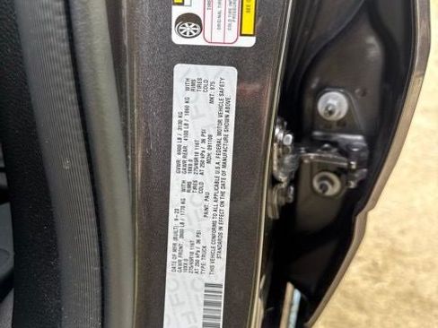 Used 2024 RAM 1500 Big Horn AWD/4WD image 30