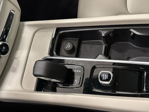 Used 2025 Volvo XC60 T8 Core w/ Protection Package Premier image 19