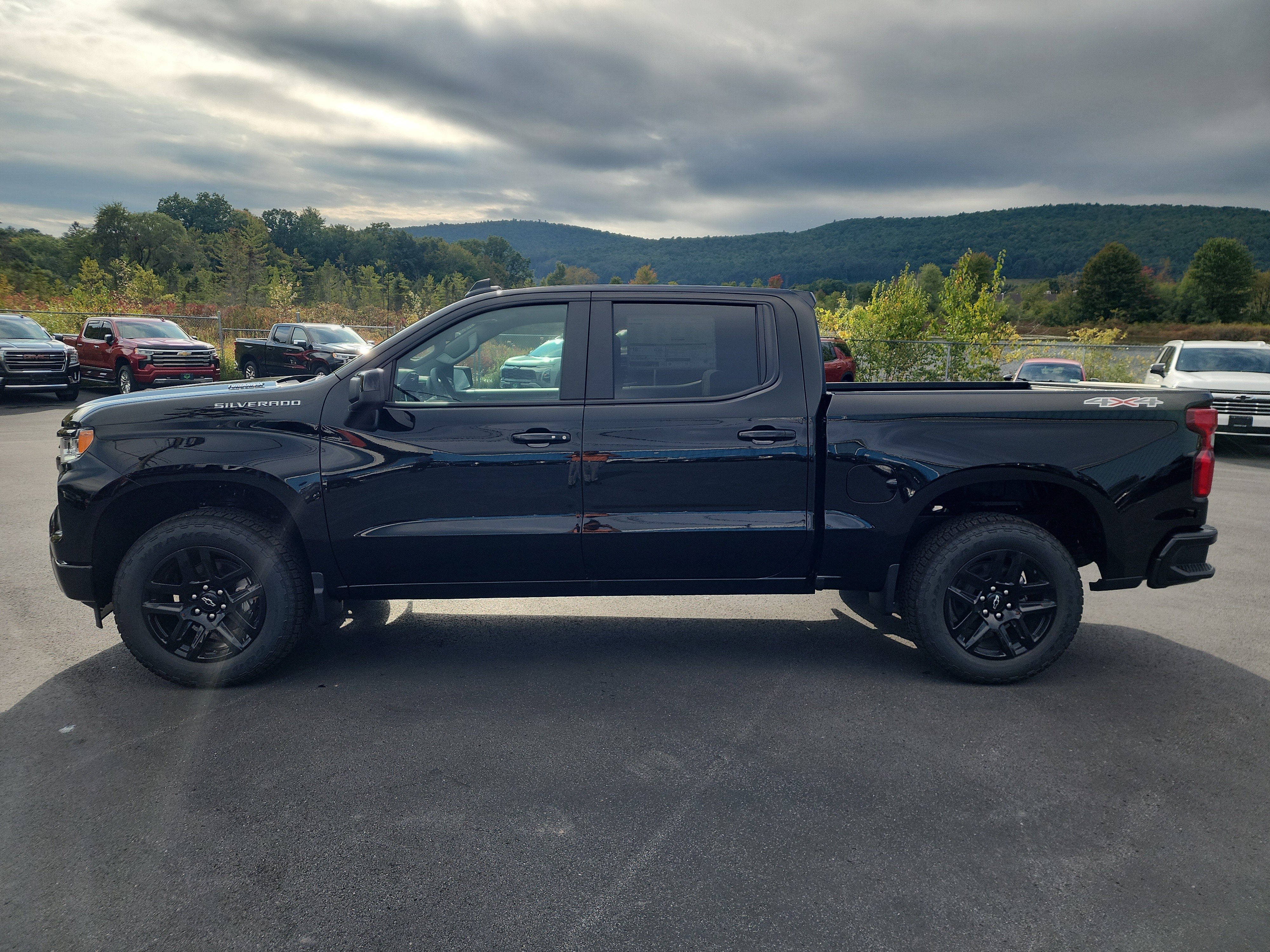 New 2026 Chevrolet Silverado 1500 RST w/ RST Select Package AWD/4WD image 5