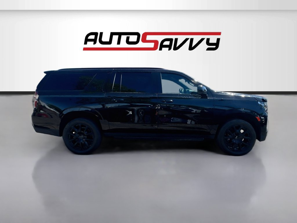 Used 2023 Chevrolet Suburban RST AWD/4WD image 8