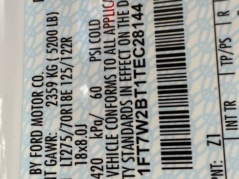 New 2026 Ford F250 XLT w/ FX4 Off-Road Package image 28