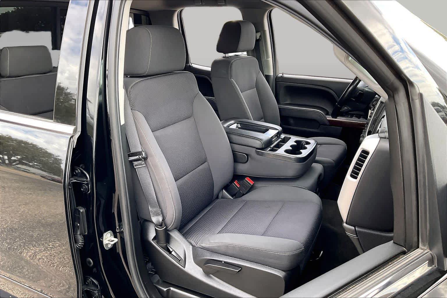 Used 2018 GMC Sierra 1500 SLE w/ SLE Value Package AWD/4WD image 9