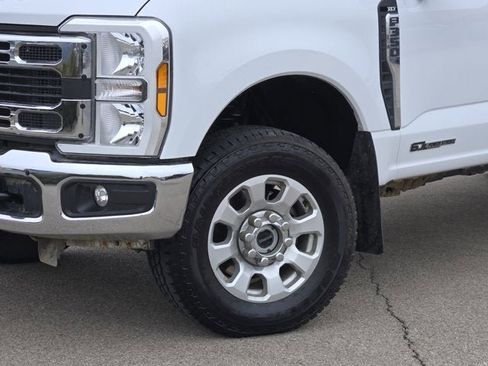 Used 2024 Ford F350 XLT w/ FX4 Off-Road Package image 3