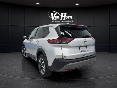 Used 2022 Nissan Rogue SV AWD/4WD image 5