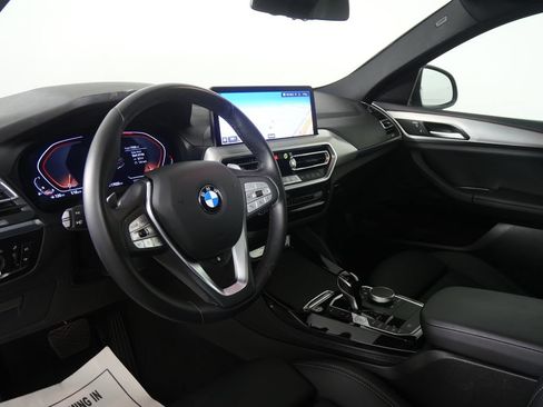 Used 2025 BMW X4 xDrive30i w/ Premium Package AWD/4WD image 12