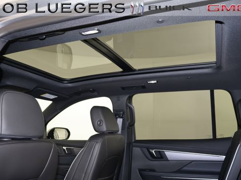 New 2026 Buick Enclave Sport Touring w/ Super Cruise Package image 12