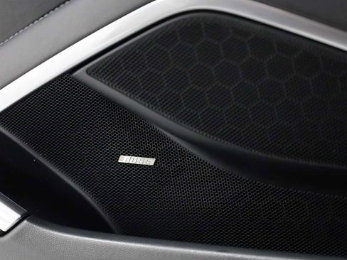 Used 2019 Porsche 911 Turbo image 17