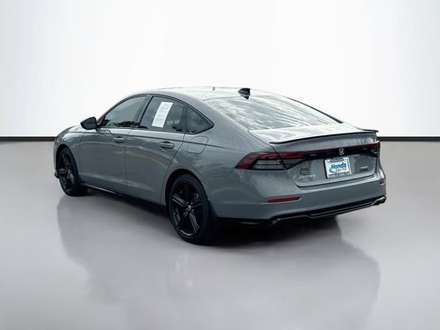 Used 2025 Honda Accord Sport image 5