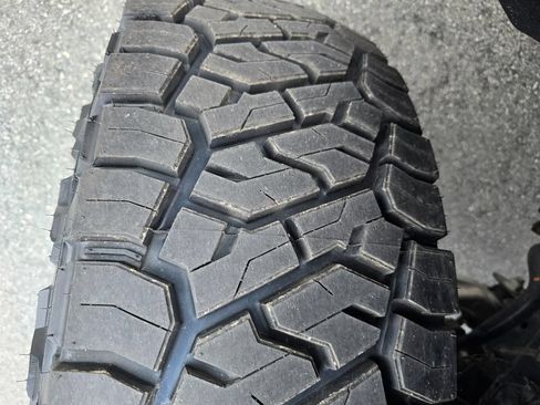 Used 2023 Ford F150 Raptor w/ Equipment Group 802A Raptor R AWD/4WD image 31