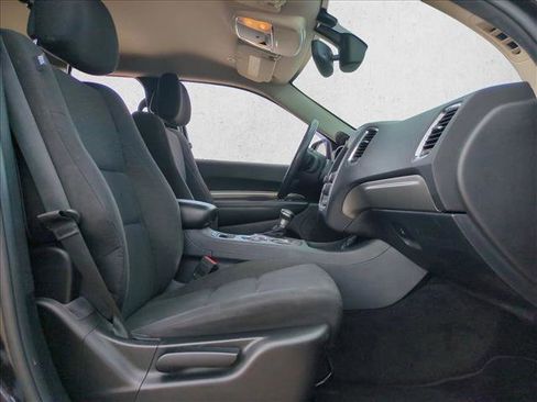 Used 2018 Dodge Durango SXT image 16