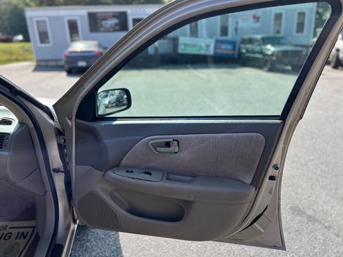 Used 1998 Toyota Camry CE image 10