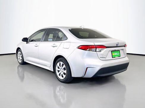 Used 2024 Toyota Corolla LE image 7