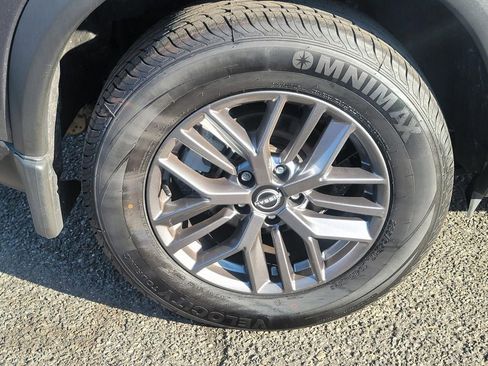 Certified 2023 Nissan Rogue S image 9