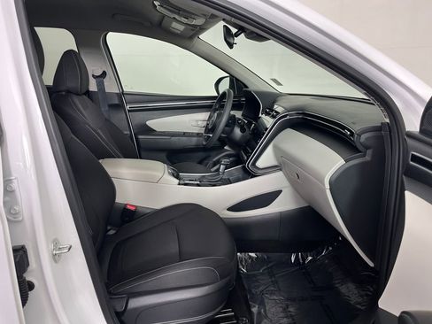 Used 2024 Hyundai Tucson SEL AWD/4WD image 17