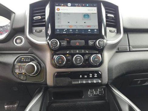 Used 2022 RAM 1500 Big Horn AWD/4WD image 11
