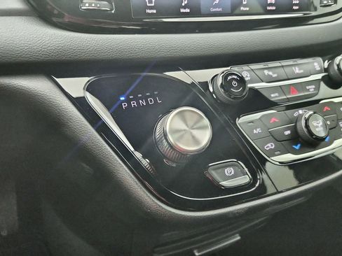 New 2026 Chrysler Voyager LX image 26