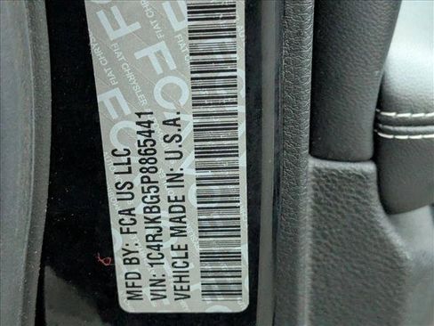 Used 2023 Jeep Grand Cherokee L Limited image 25