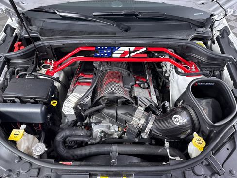 Used 2021 Dodge Durango SRT w/ Technology Group image 3