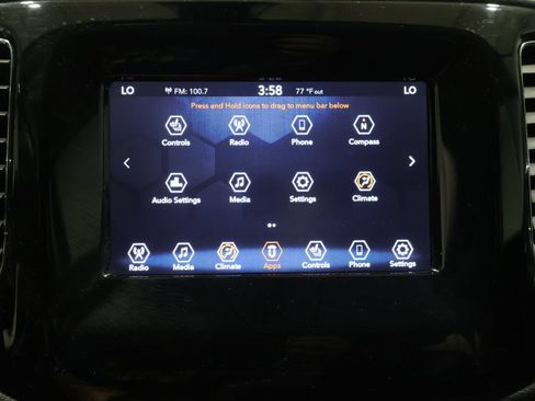 Used 2019 Jeep Compass Latitude AWD/4WD image 32