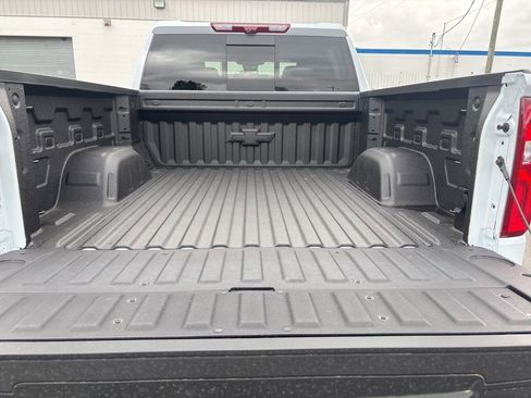 New 2026 Chevrolet Silverado 1500 LTZ w/ LTZ Premium Package AWD/4WD image 7