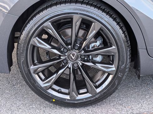 Used 2024 Lexus IS 350 F Sport image 11