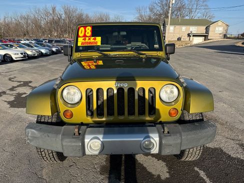 Used 2008 Jeep Wrangler Unlimited Sahara w/ Dual Top Group AWD/4WD image 3