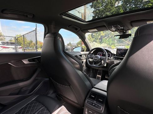 Used 2020 Audi S4 Premium Plus w/ Premium Plus Package AWD/4WD image 25