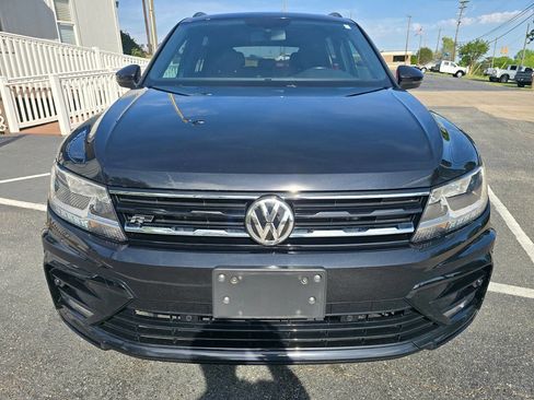 Used 2021 Volkswagen Tiguan SE image 9
