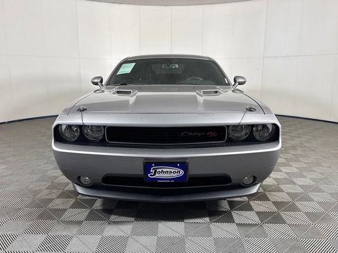 Used 2014 Dodge Challenger R/T w/ Sound Group II RWD image 3
