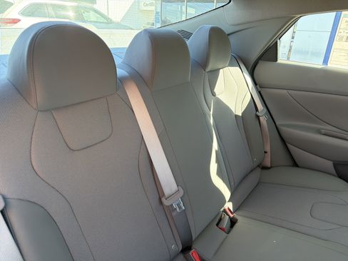 New 2026 Hyundai Elantra SE image 8