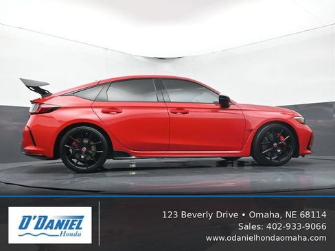 Used 2025 Honda Civic Type R image 13