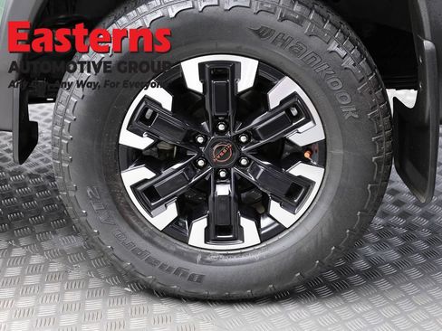 Used 2023 Nissan Frontier PRO-4X AWD/4WD image 8