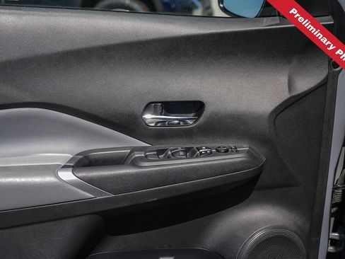 Used 2023 Nissan Kicks SR w/ SR Premium Package FWD image 16
