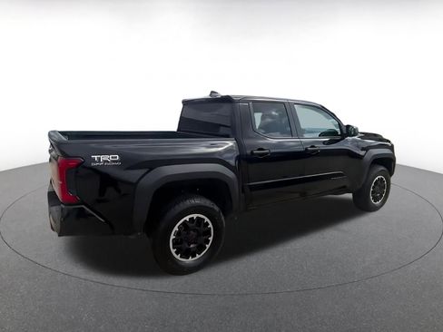 Used 2024 Toyota Tacoma TRD Off-Road AWD/4WD image 16