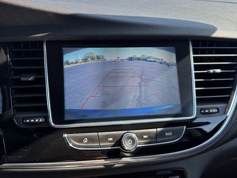 Used 2019 Buick Encore Preferred AWD/4WD image 17