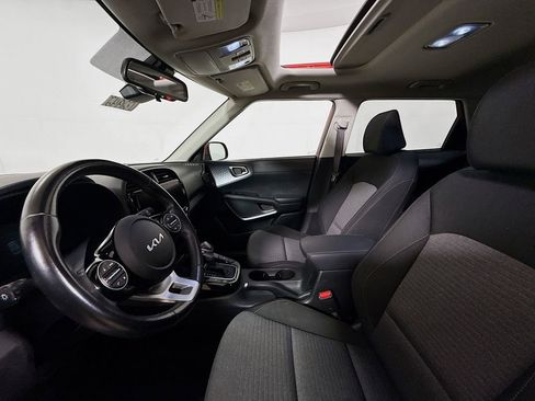 Used 2023 Kia Soul EX image 21