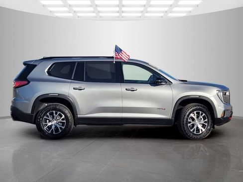 New 2026 GMC Acadia AT4 AWD/4WD image 3