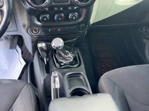 Used 2014 Jeep Wrangler Unlimited Sport w/ Max Tow Package image 17