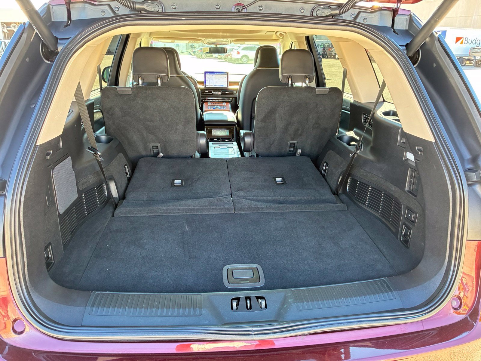 Used 2020 Lincoln Aviator Reserve w/ Equipment Group 202A AWD/4WD image 17