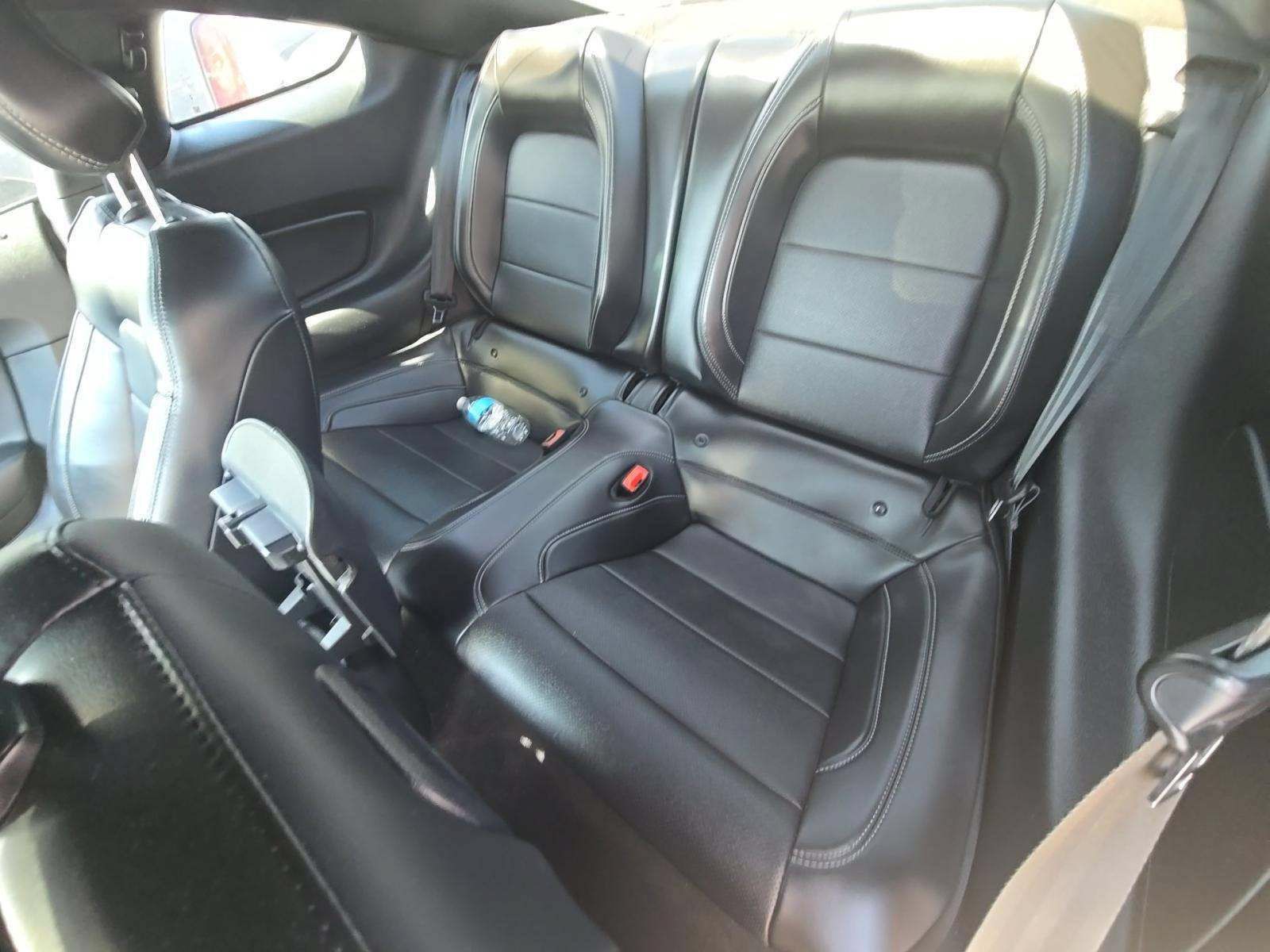 Used 2020 Ford Mustang GT Premium w/ GT Performance Package RWD image 28