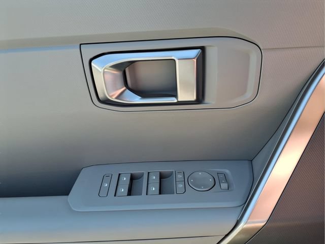 New 2027 Kia Seltos S FWD image 17