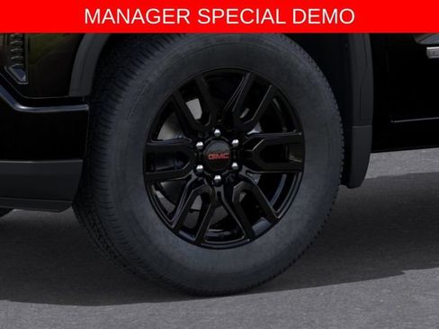 Used 2026 GMC Sierra 1500 Elevation AWD/4WD image 9