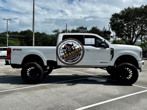 Used 2024 Ford F250 Limited w/ FX4 Off-Road Package image 9