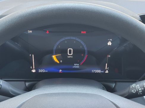 Used 2025 Chevrolet TrailBlazer LT image 38