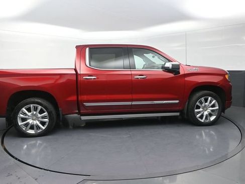 Used 2023 Chevrolet Silverado 1500 High Country w/ High Country Premium Package AWD/4WD image 11