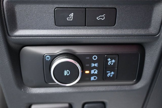 Certified 2024 Ford Expedition Limited RWD image 24