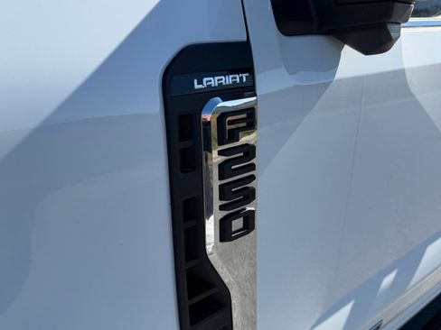 Used 2024 Ford F250 Lariat w/ Lariat Ultimate Package AWD/4WD image 10