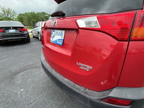 Used 2014 Toyota RAV4 Limited w/ Technology Package AWD/4WD image 20